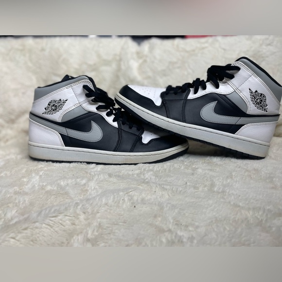 Nike Air Jordan 1 Mid White Shadow  size 12 - Picture 1 of 6